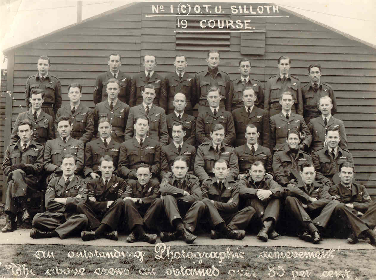 Don third from right second row Cunderdin